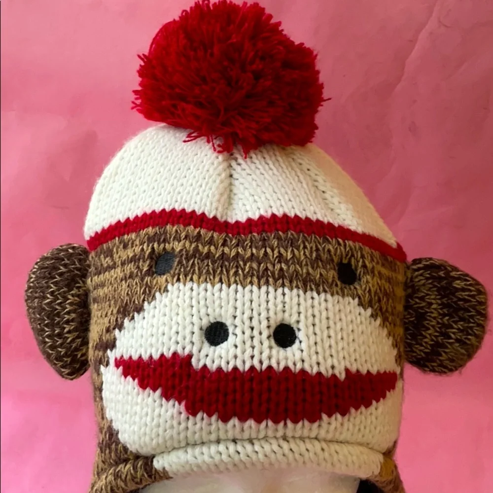 Vintage multicolored knitted hat with lining